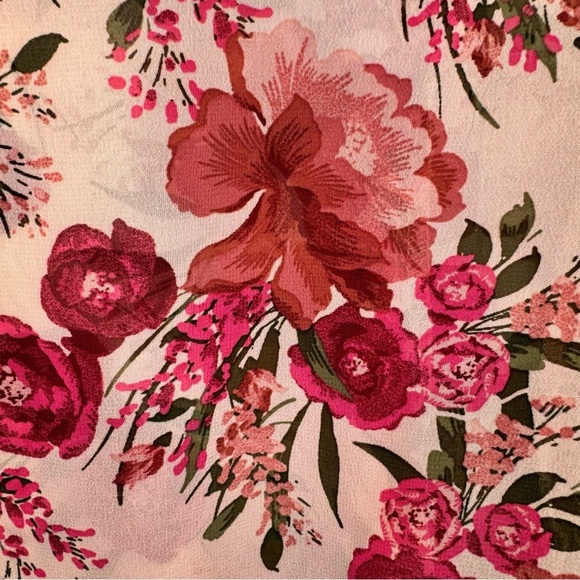 Torrid Chiffon Smocked Sheer Mock Neck Blouse Size 1x NWT Brand New Feminine - Picture 6 of 9